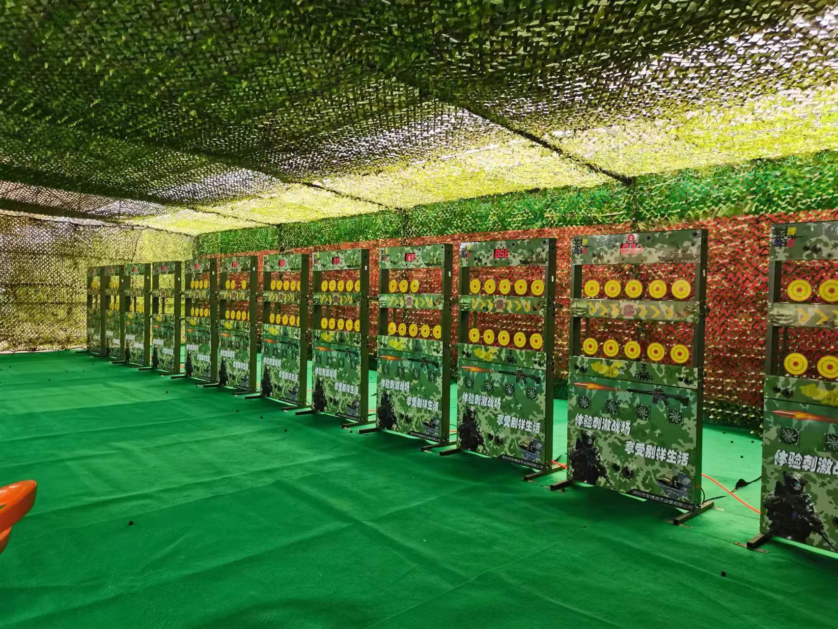 槍林彈雨射擊場項目